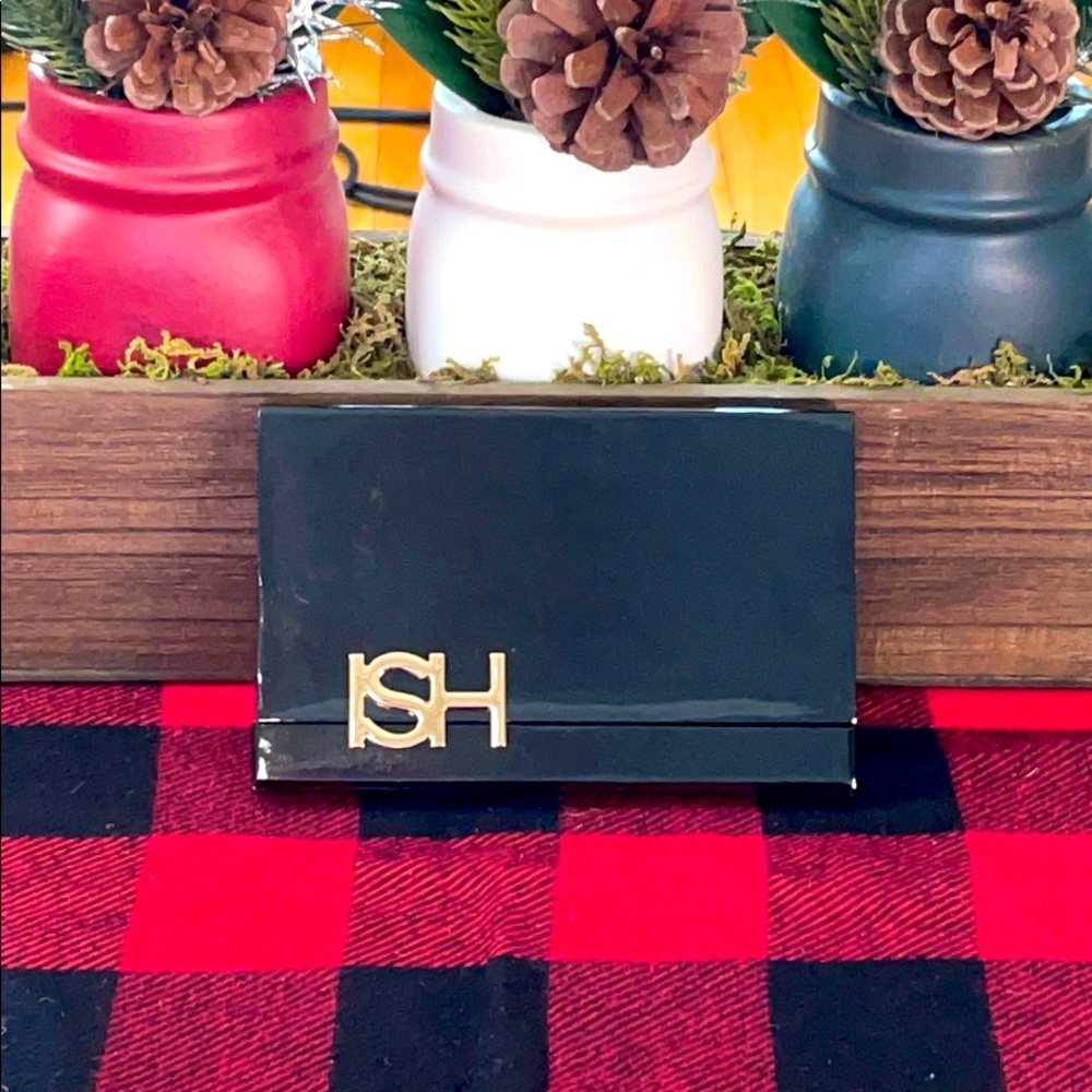 #IMSMOKINGHOT Palette